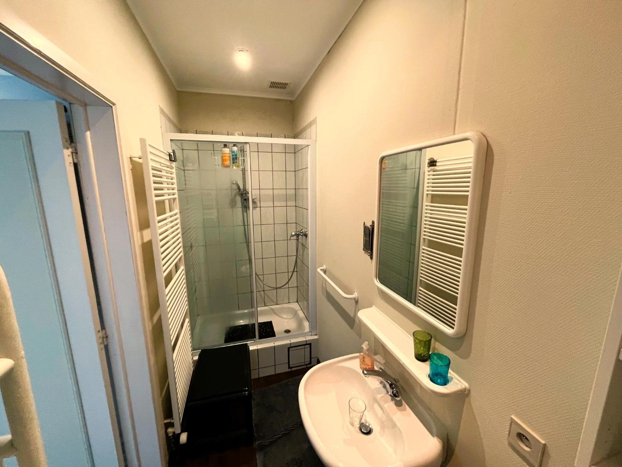 Les Alisiers Hotel Nadrin Ngoại thất bức ảnh